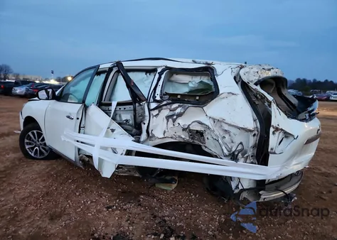 2015 Nissan Pathfinder S z USA, uszkodzony, nr VIN 5N1AR2MN8FC701156